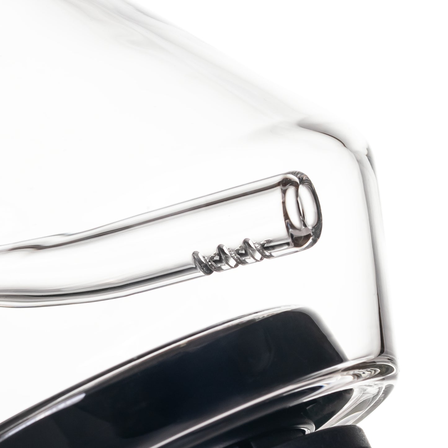MJ Arsenal Nexus Bong